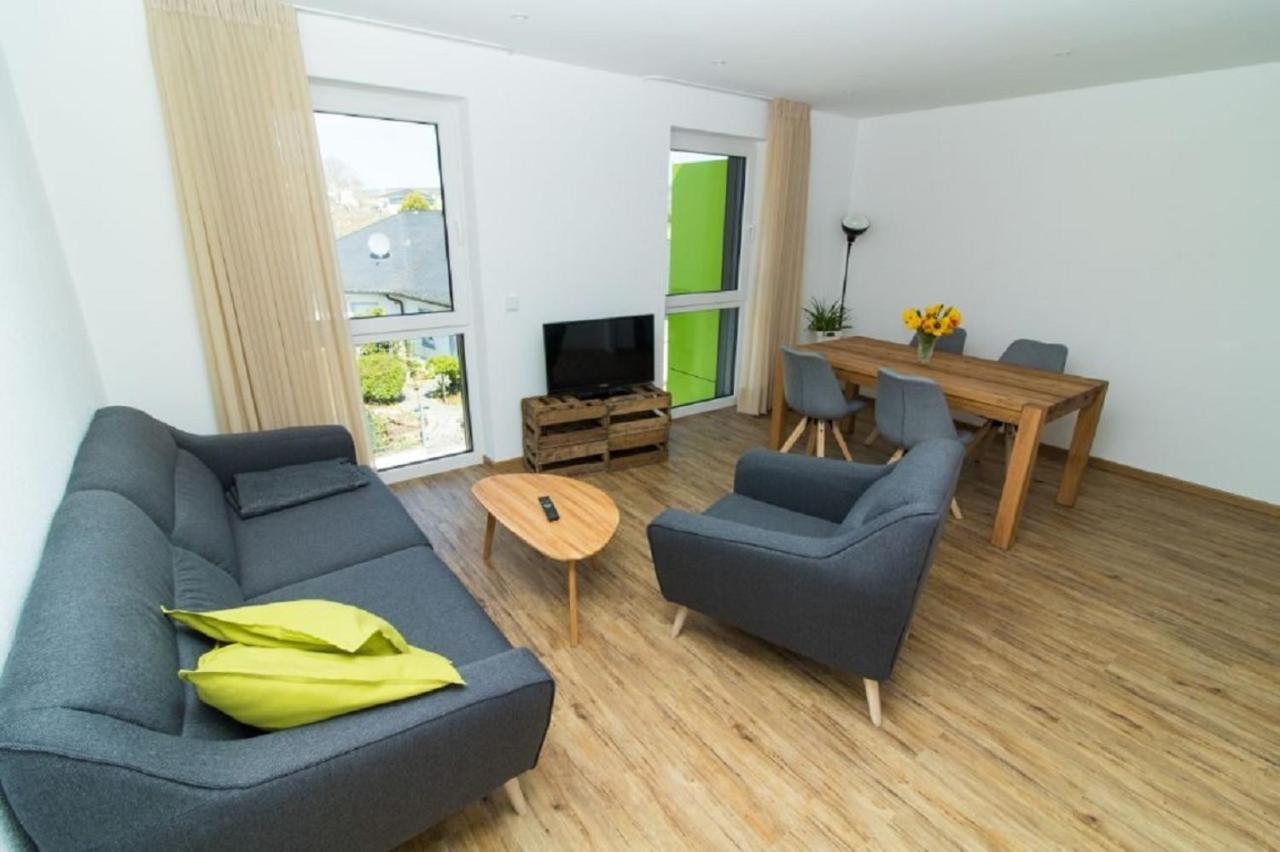 Ferienweingut Ulrike Thul Apartamento Leiwen Exterior foto