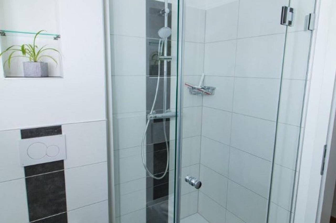 Ferienweingut Ulrike Thul Apartamento Leiwen Exterior foto